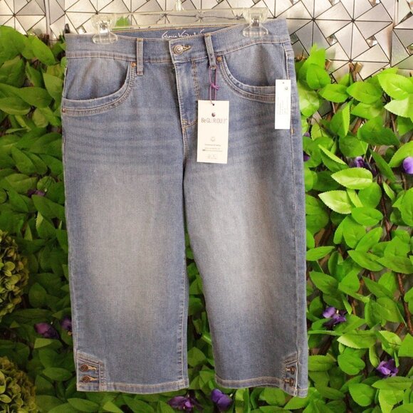 NWT Gloria Vanderbilt Petite 6 Standard Kaia Button-Hem Skimmer Blue Denim Pants - Picture 2 of 9